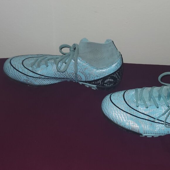 Black & Sky Blue Womens Soccer Cleats Size 8 Women - Picture 4 of 8